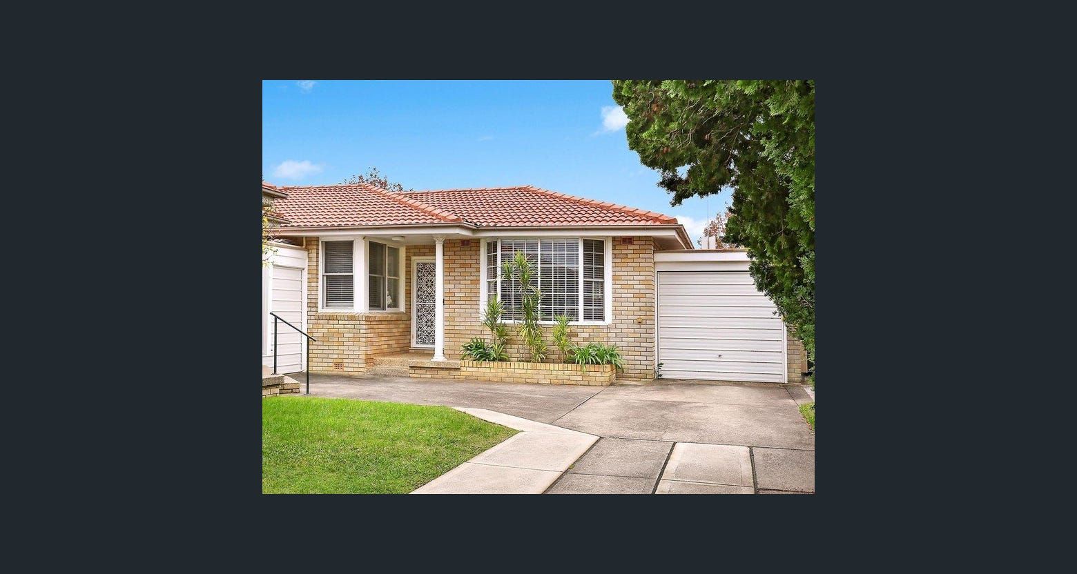 4 bedrooms Villa in 5/55 Pennant Avenue DENISTONE NSW, 2114
