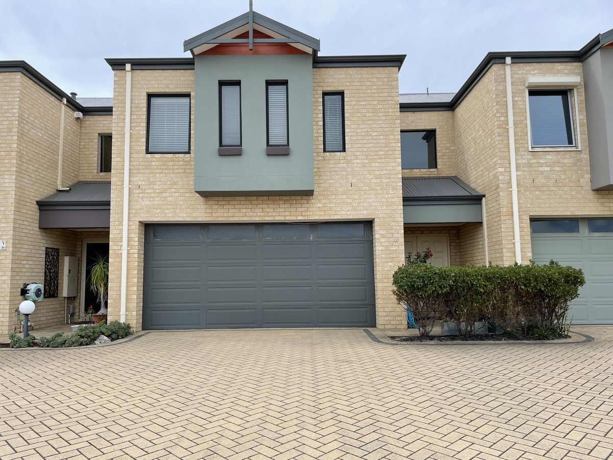 3 bedrooms Townhouse in 11/6 Valley Road HALLS HEAD WA, 6210