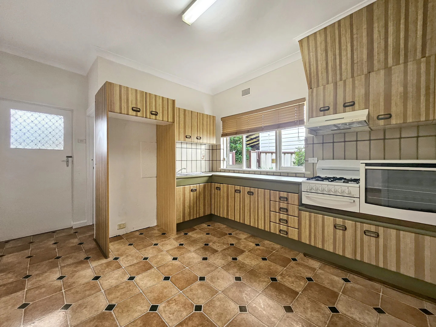 Additional image 2 of 16 Prairie Vale Road, Bankstown NSW 2200