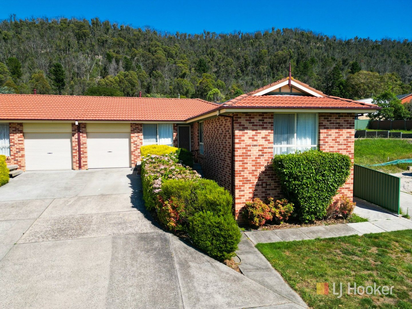 3 bedrooms Semi-Detached in 14B Wilton Close LITHGOW NSW, 2790