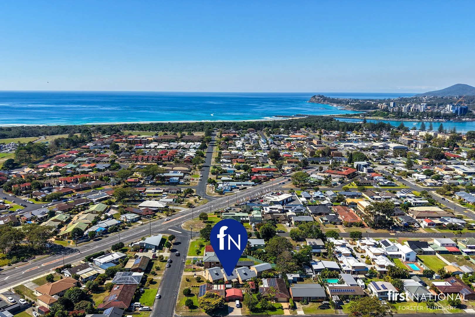2/10 Wilson Street, Tuncurry NSW 2428 - Townhouse For Rent | Domain
