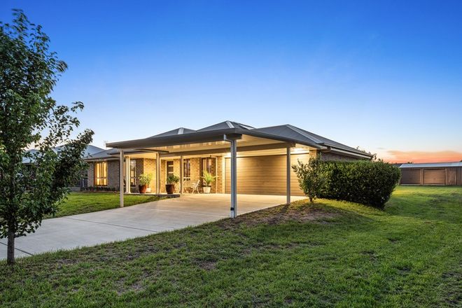 Picture of 13 Somerset Place, SCONE NSW 2337