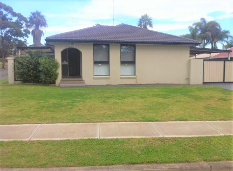 5 Pendock Road, Cranebrook NSW 2749 House For Rent 420 Domain