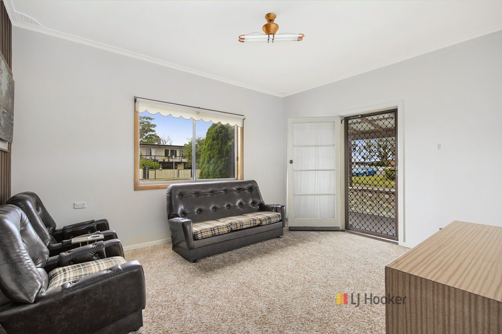 38 Woolana Avenue, Budgewoi NSW 2262, Image 2