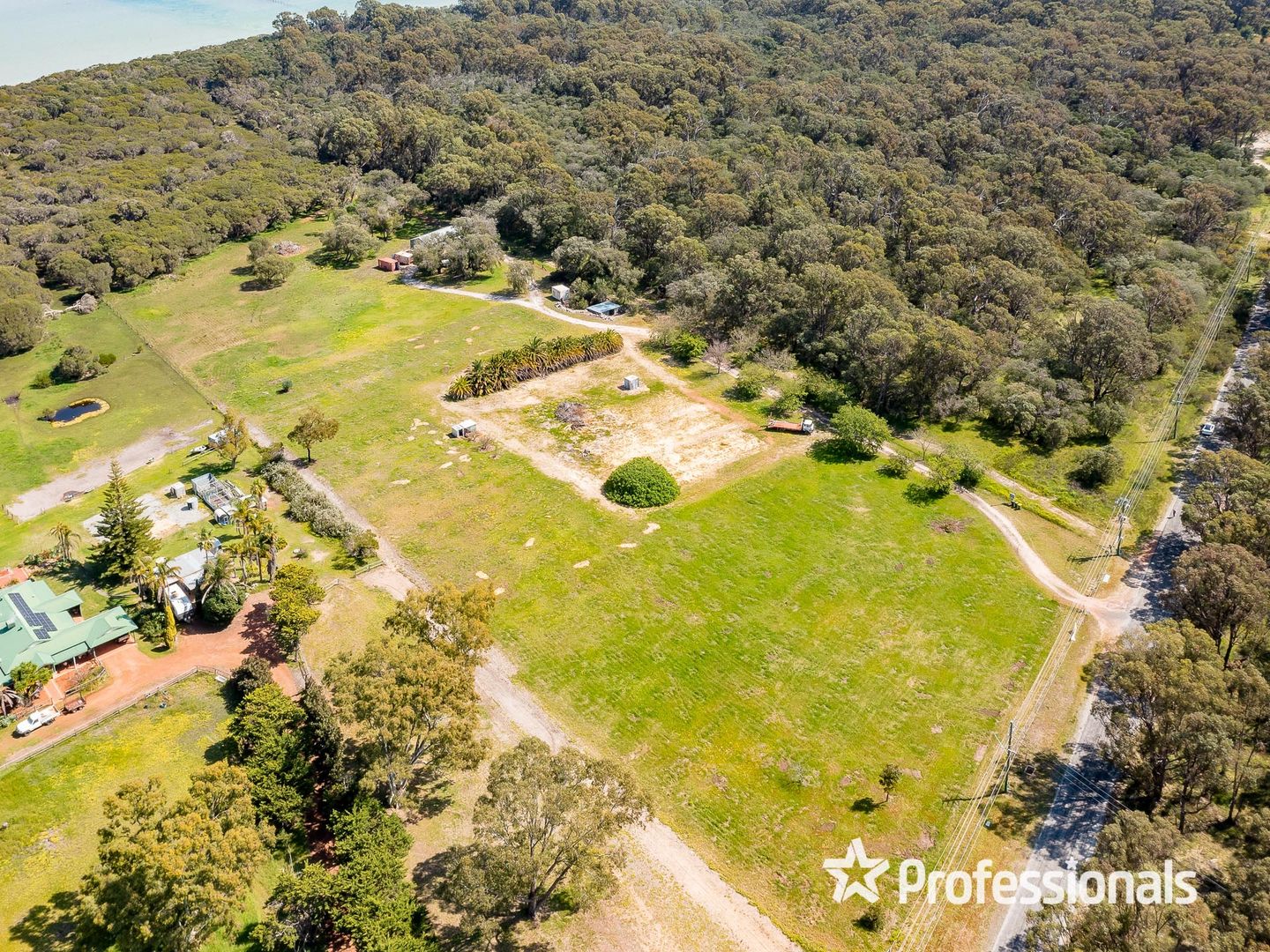 192 Newnham Road, Lake Clifton WA 6215 Domain