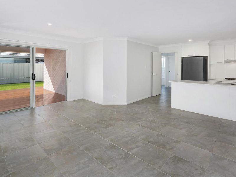 23 Sunshine Circuit, Emerald Beach NSW 2456, Image 2