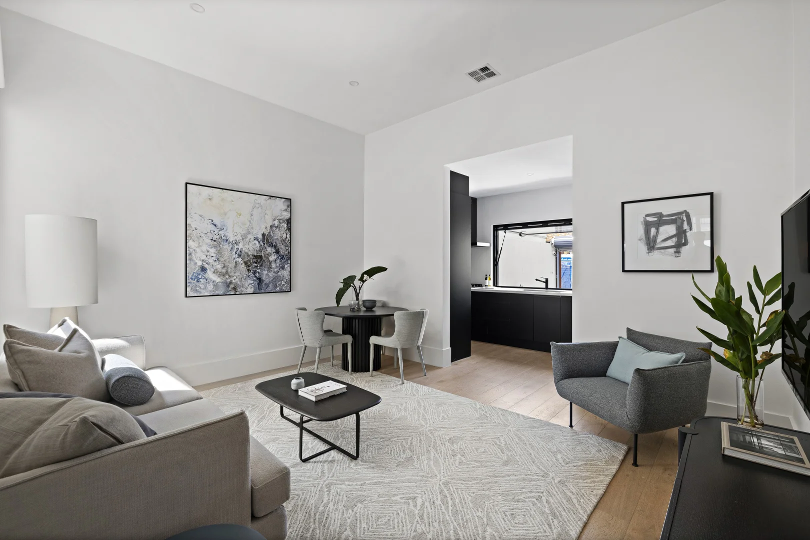 Additional image 3 of 8 Dinsdale Street, Albert Park VIC 3206