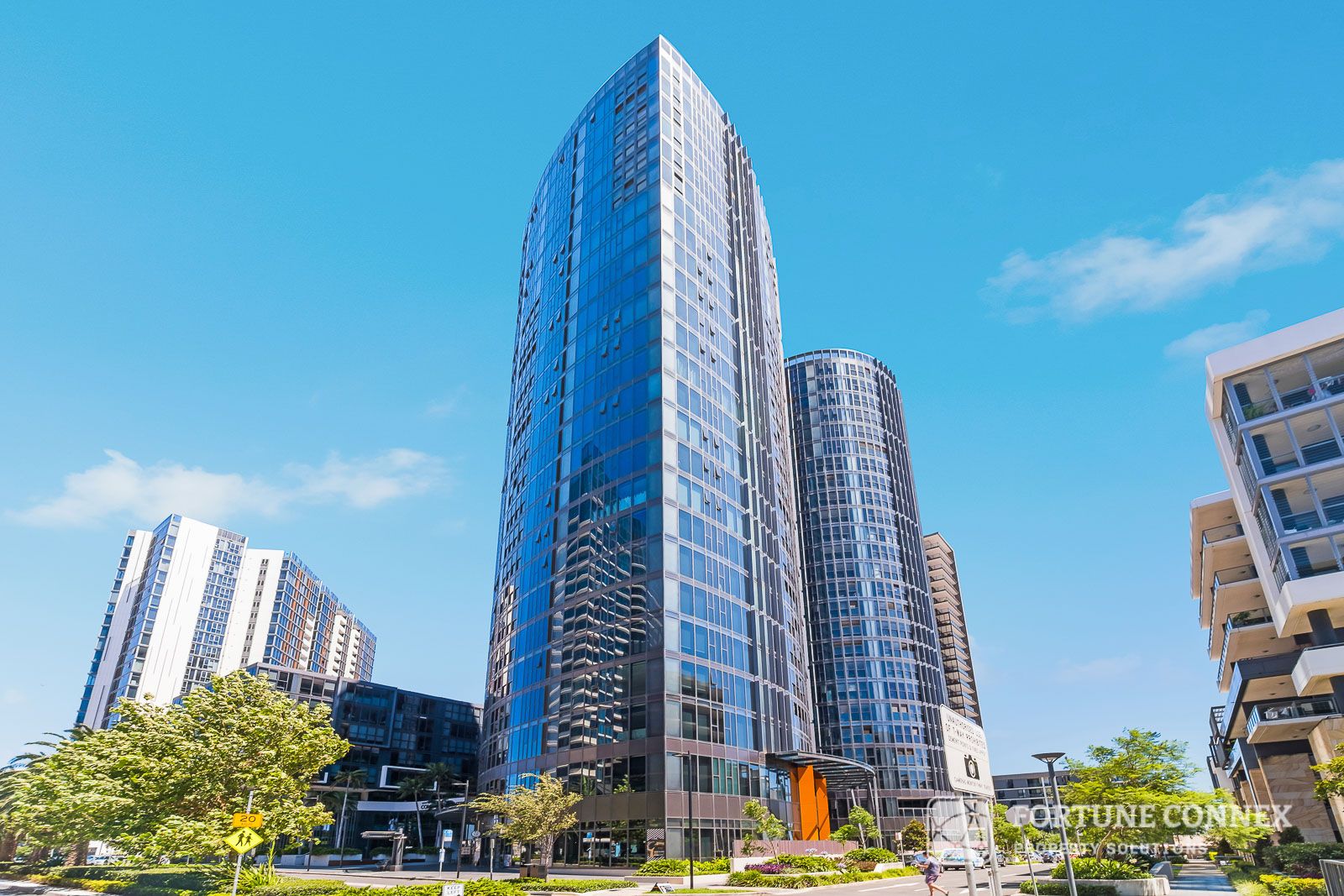2 bedrooms Apartment / Unit / Flat in 606/2 Waterways Street WENTWORTH POINT NSW, 2127