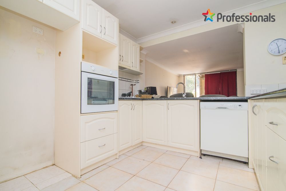 4 Cambell Rd, Armadale WA 6112, Image 2