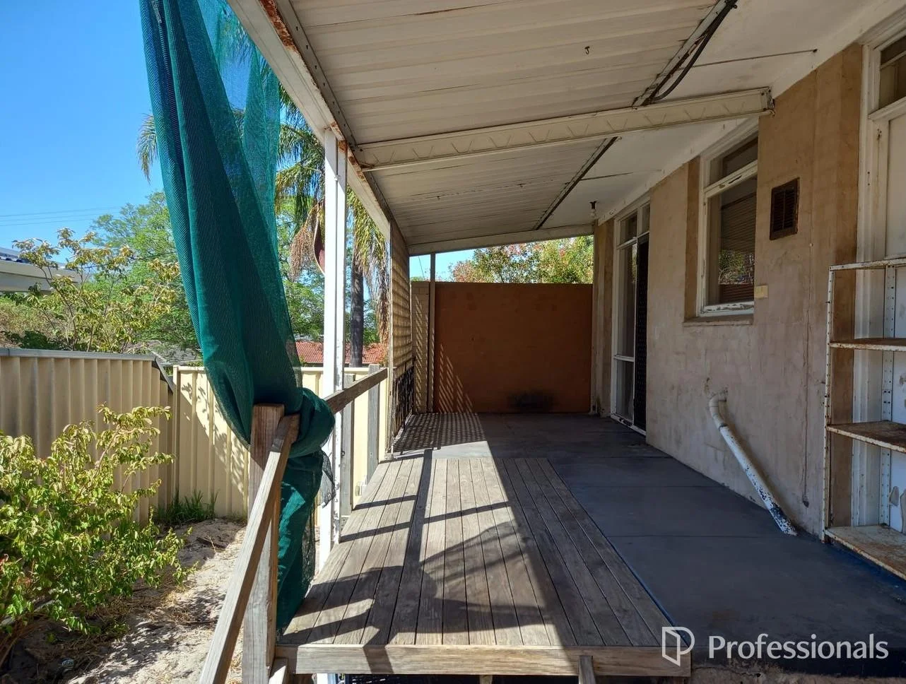 Additional image 7 of 14 Sutherland Way, Cloverdale WA 6105