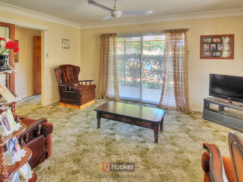 18 Alconah Street, SUNNYBANK QLD 4109, Image 2