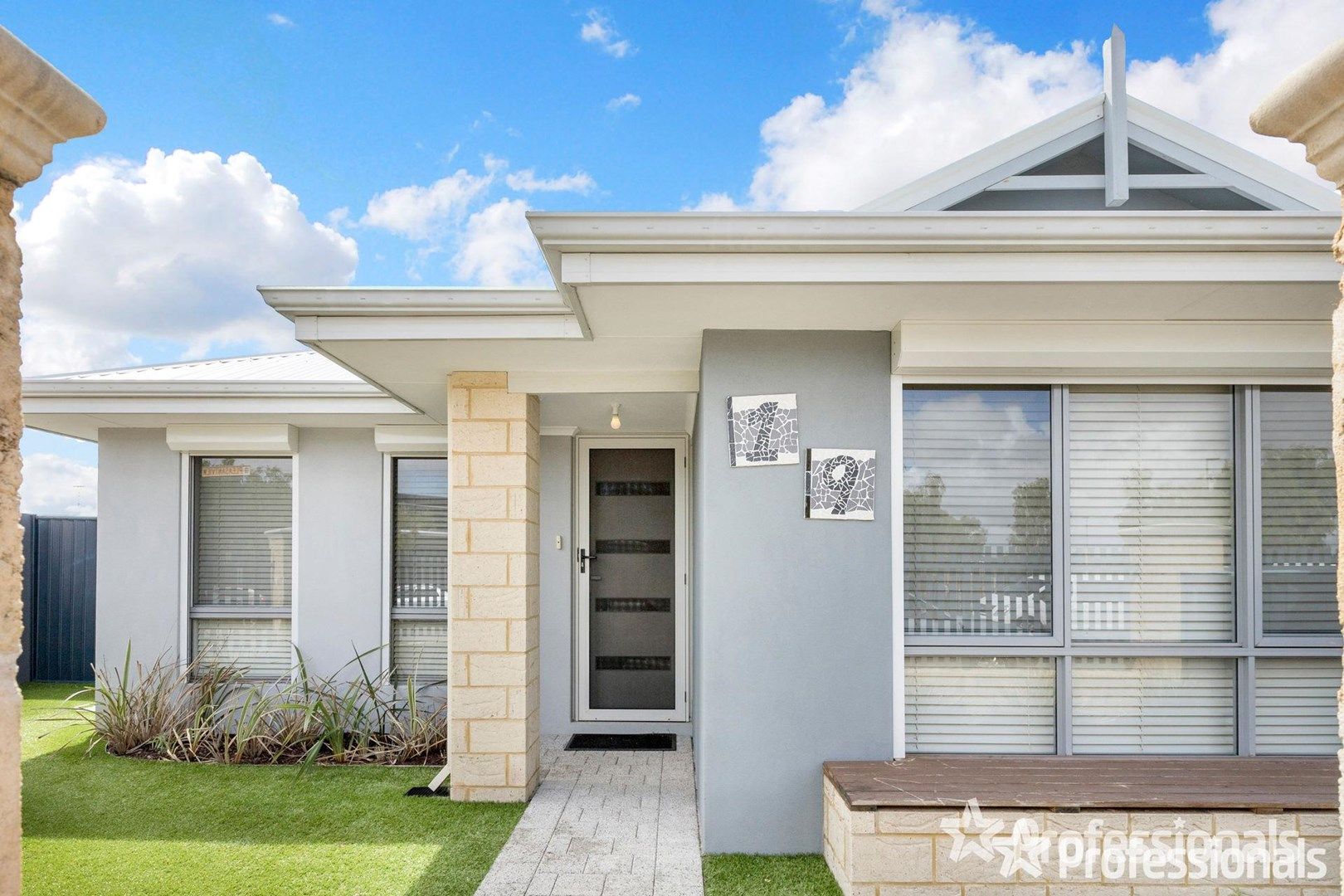 19 Pleasantview Parade, Baldivis WA 6171, Image 0