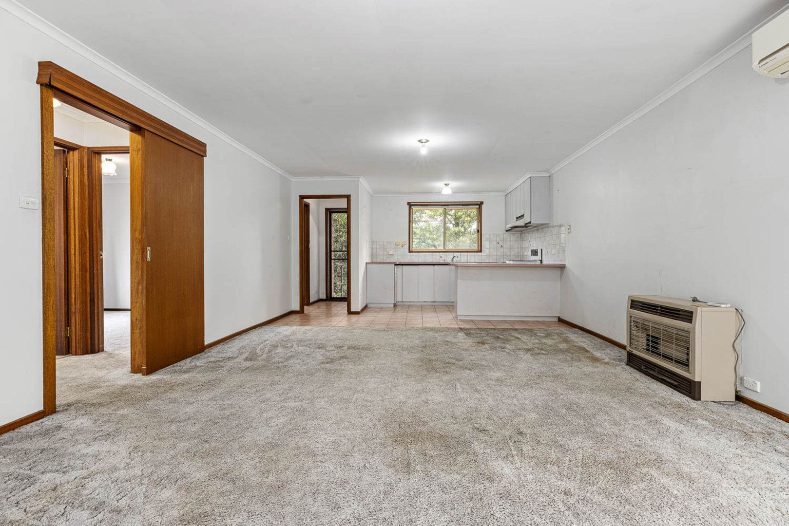 1/31 Bradby Avenue, Mount Clear VIC 3350, Image 2