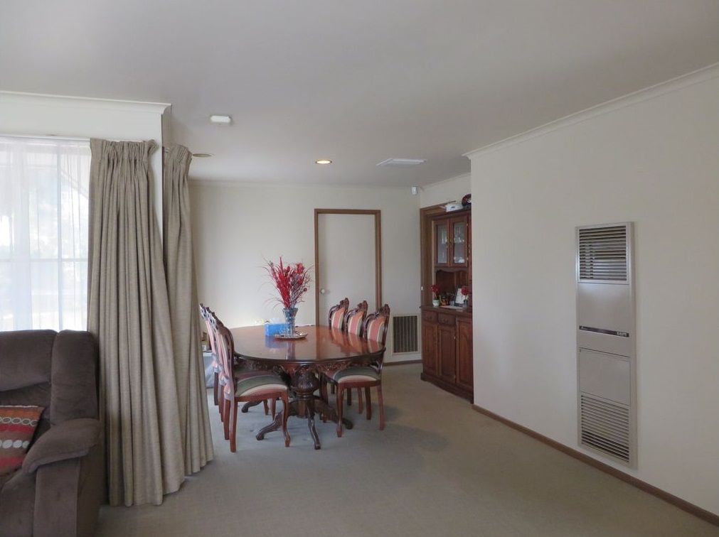 37 Cunningham Drive, Mill Park VIC 3082, Image 2