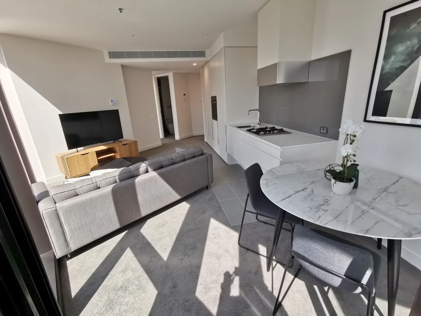 1208/105 Clarendon St, Southbank VIC 3006