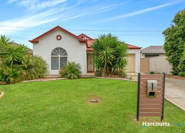 15 Hereford Lane, Woodcroft SA 5162