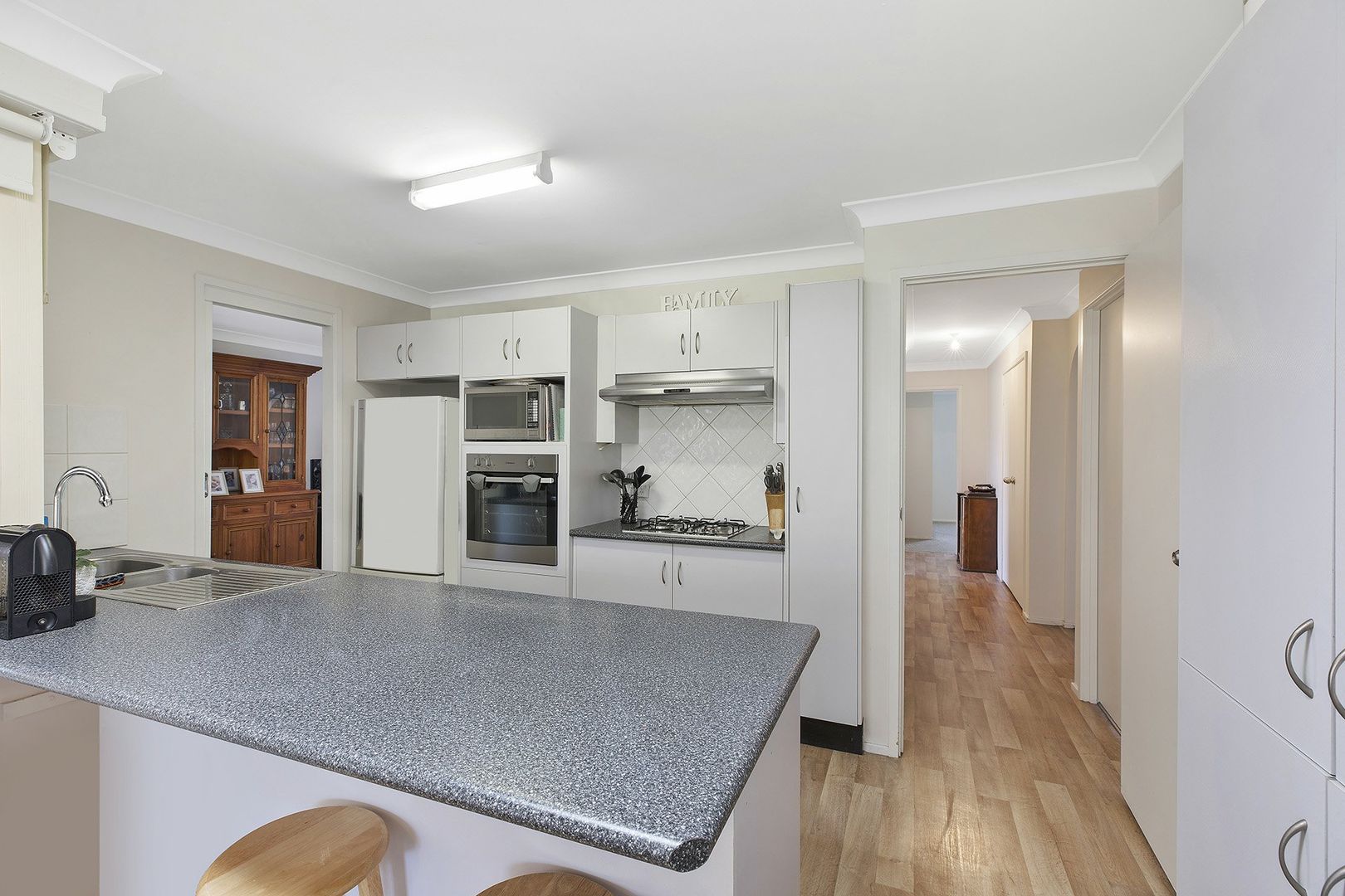 12 The Avenue, Tumbi Umbi NSW 2261, Image 2