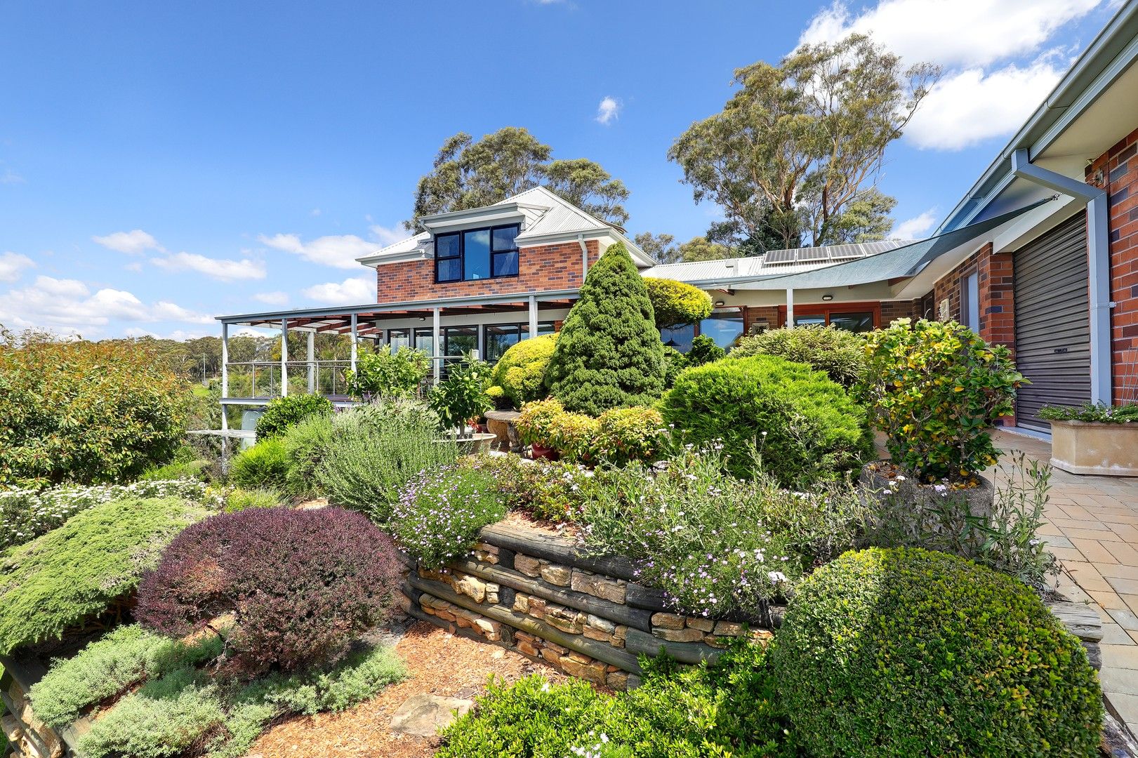 23 Farnham Avenue, Wentworth Falls NSW 2782, Image 0