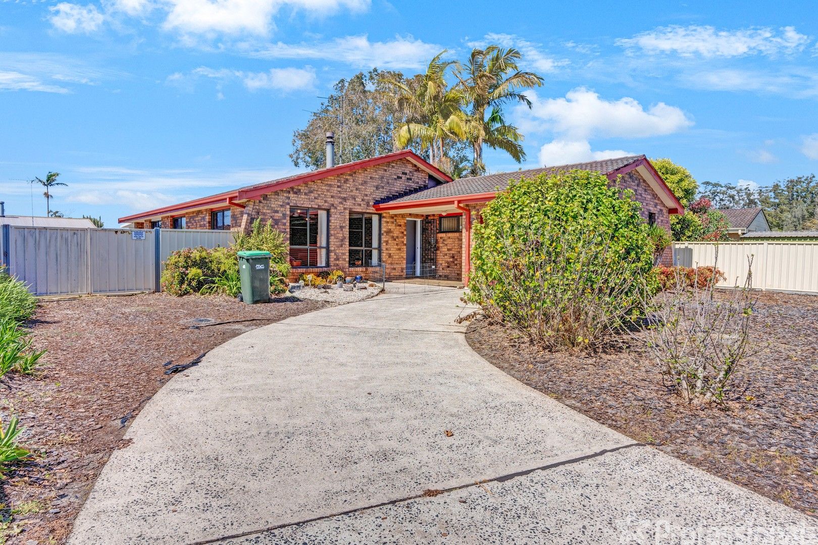 3 bedrooms House in 3 Parkway Drive TUNCURRY NSW, 2428