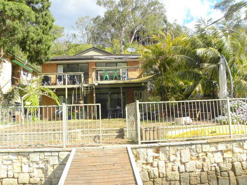 5 bedrooms House in 203 Prince Edward Park Rd WORONORA NSW, 2232