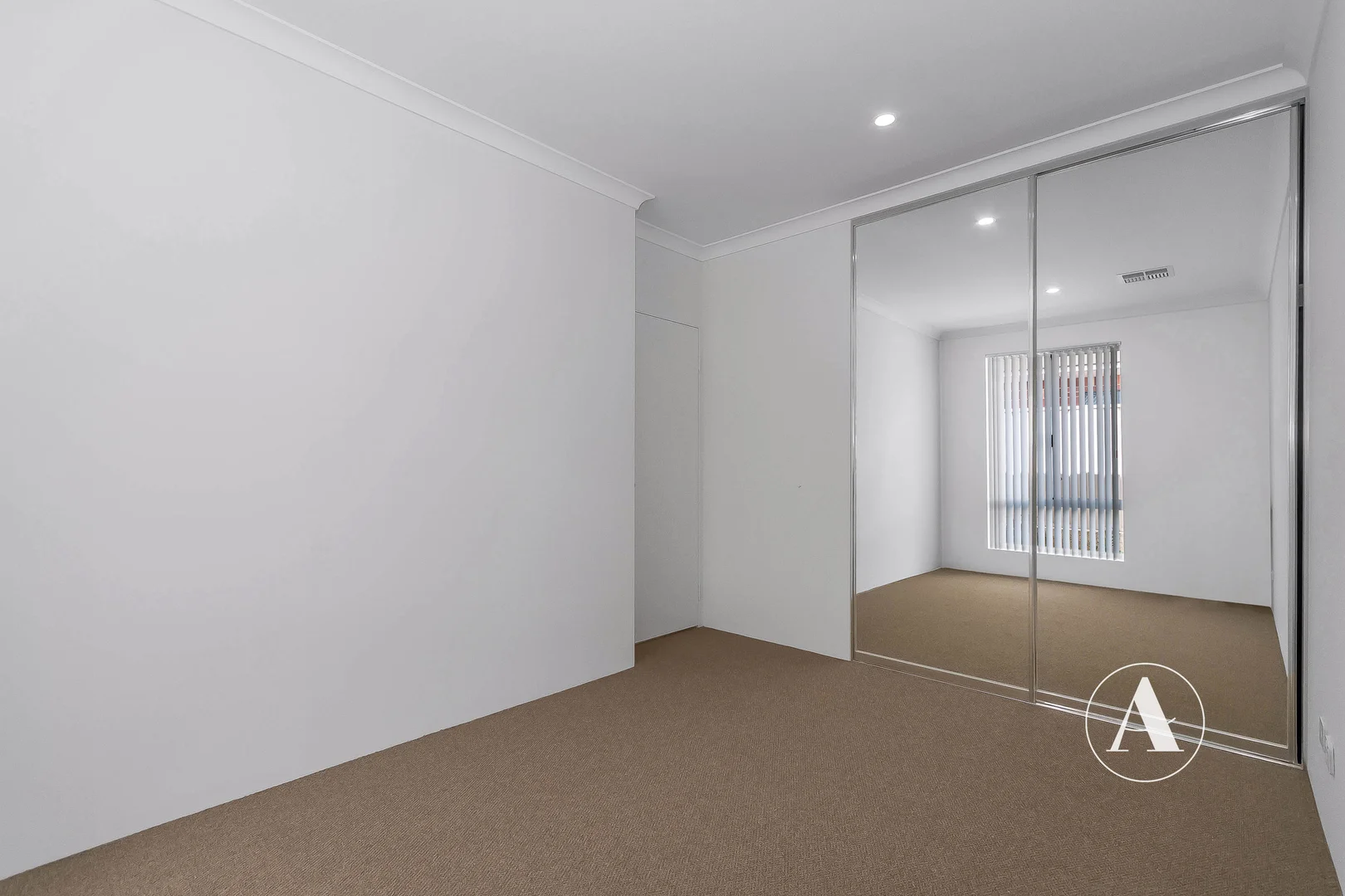 14 Cradle Circuit, Hilbert WA 6112 | Domain