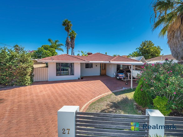 27 Emperor Avenue, Beldon WA 6027