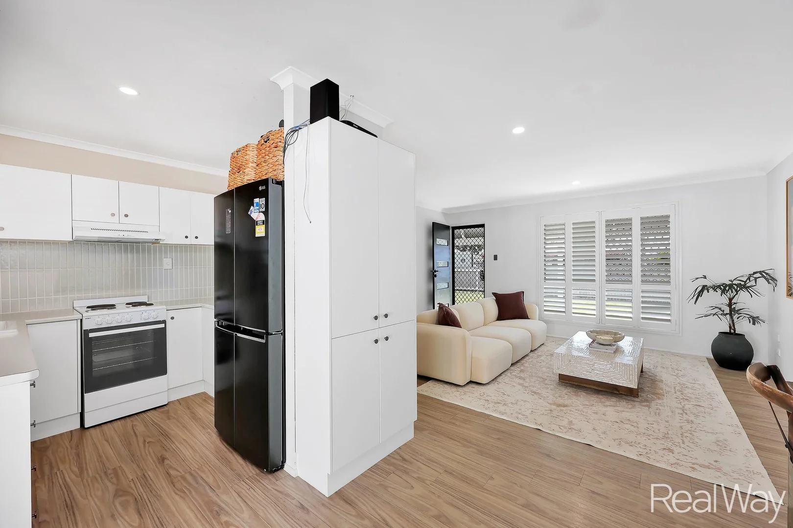 Additional image 9 of 73 Dawn Parade, Thabeban QLD 4670