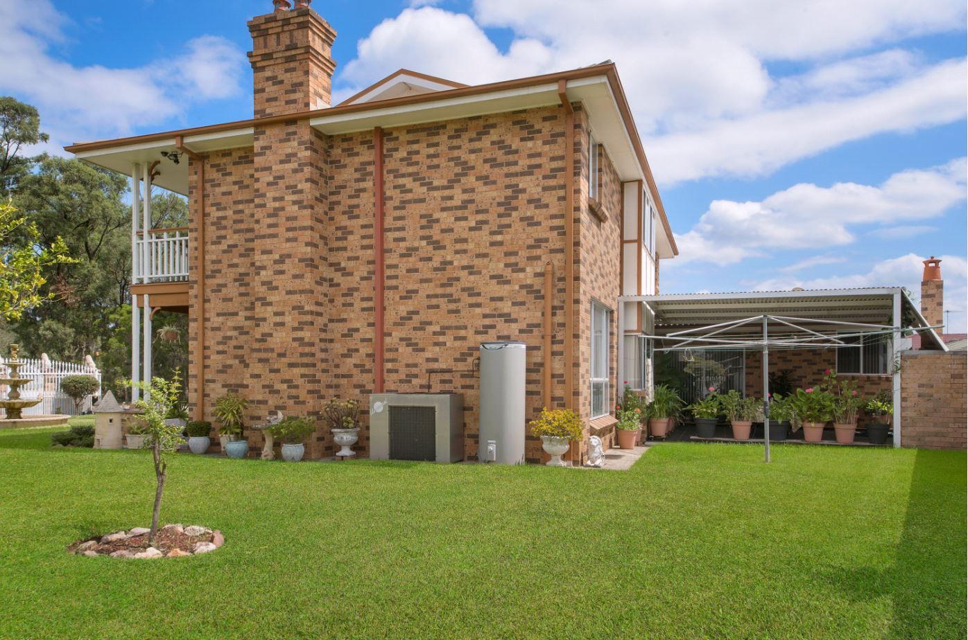 1 Somercotes Court, Wattle Grove NSW 2173, Image 1