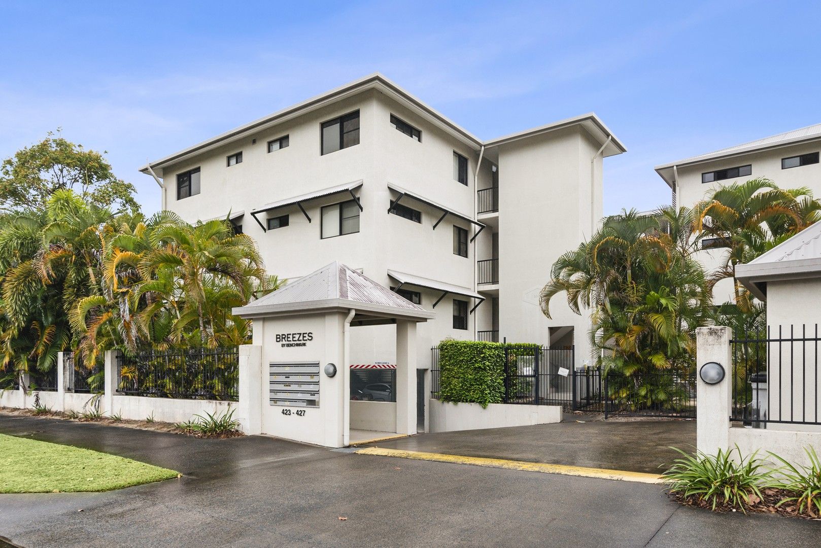 2 bedrooms Apartment / Unit / Flat in 9/423-427 Draper Street CAIRNS QLD, 4870