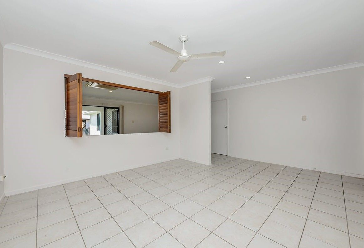 17 Keswick Street, Bushland Beach QLD 4818, Image 2