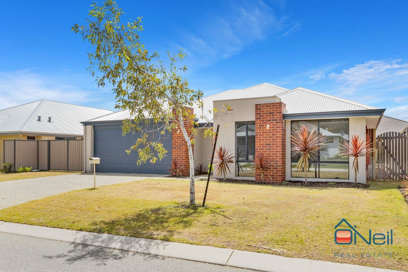 4 bedrooms House in 47 Windrow Grove WHITBY WA, 6123