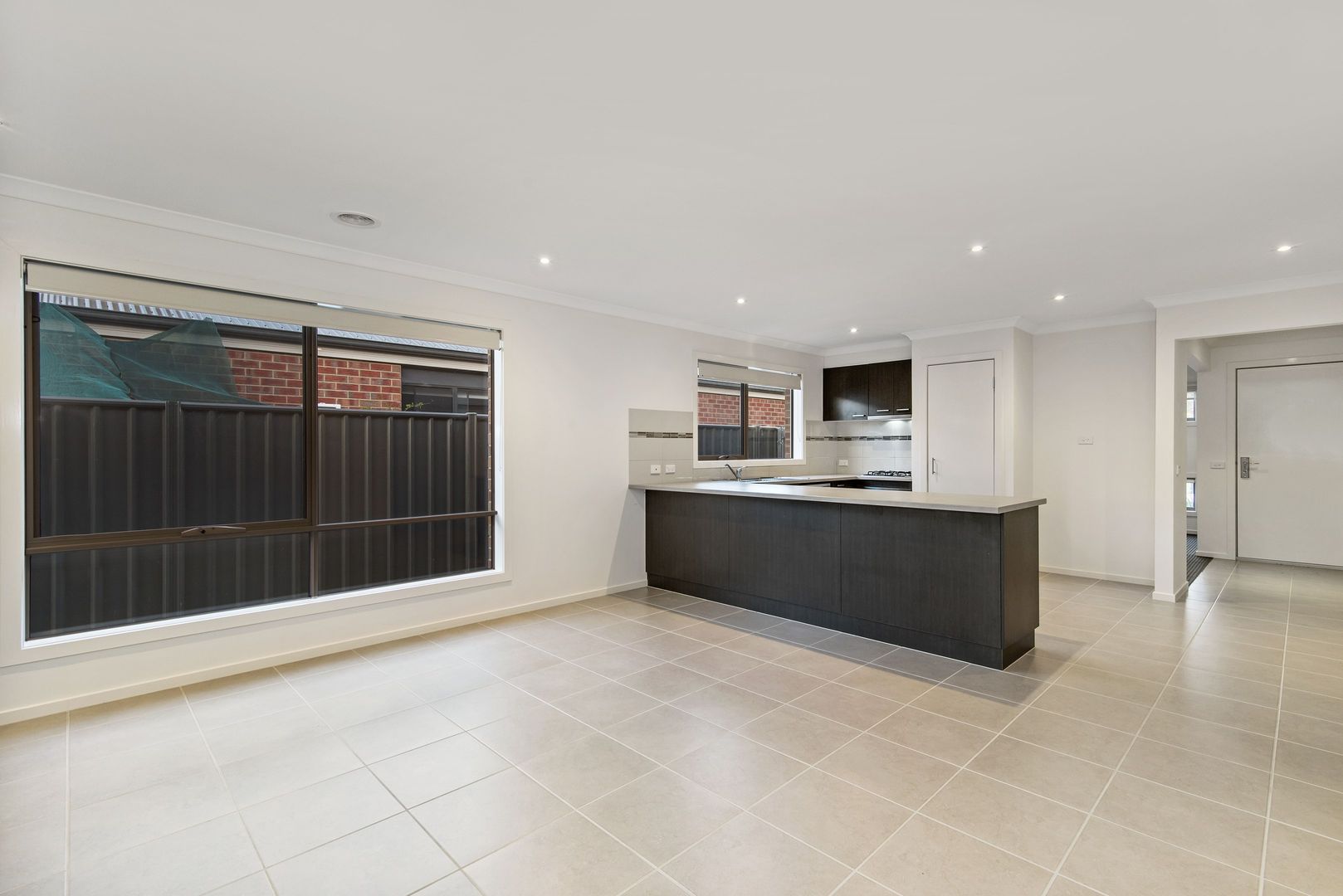 16 Yellowgum Drive, Epsom VIC 3551, Image 2