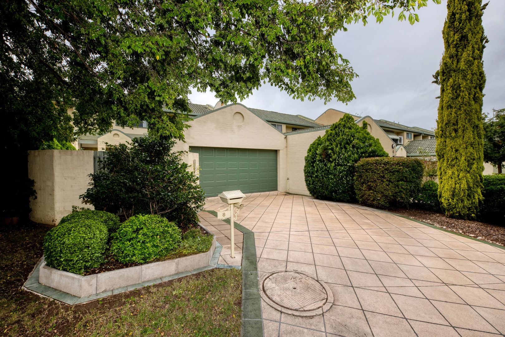 8 Brooker Street, Bonython ACT 2905, Image 2