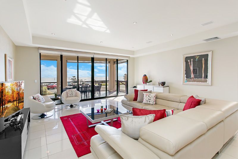 Apt 1 / 7 North Esplanade, Glenelg North SA 5045, Image 2