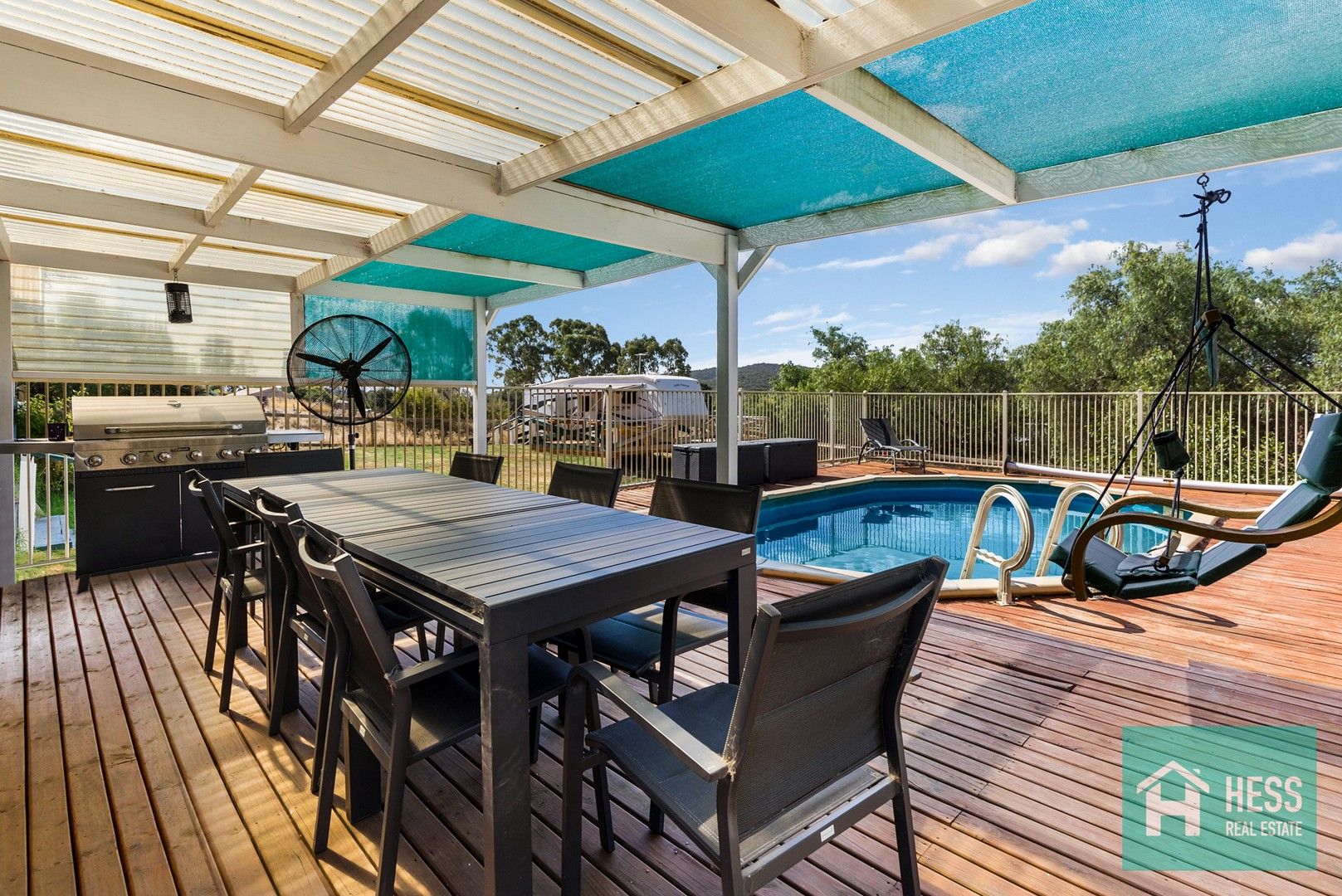 4 bedrooms House in 6 McClellans Cres HEATHCOTE VIC, 3523