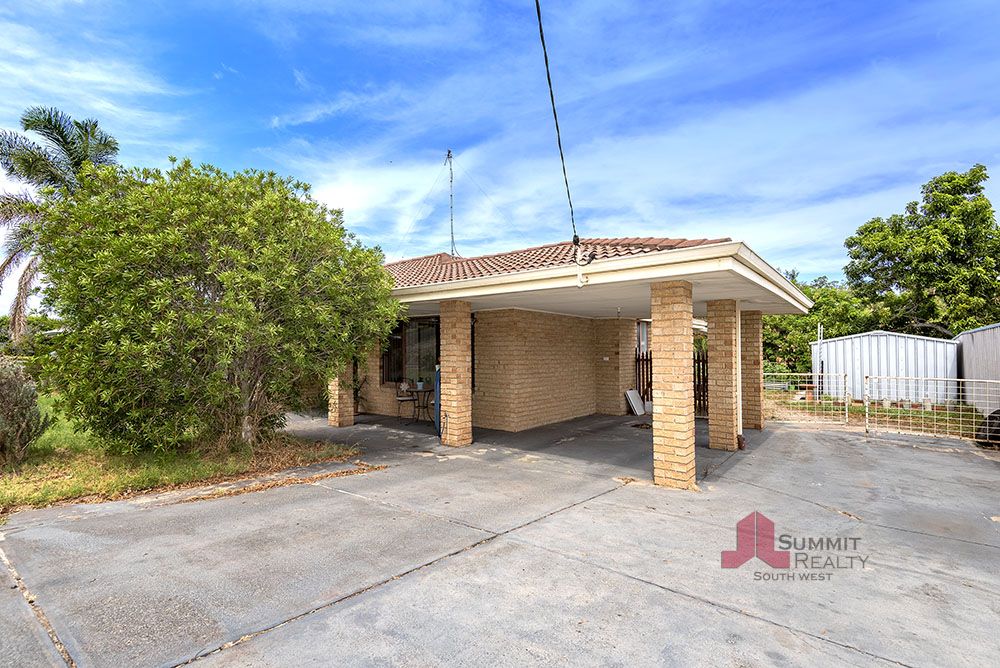 40 Parkfield Way, Australind WA 6233, Image 2