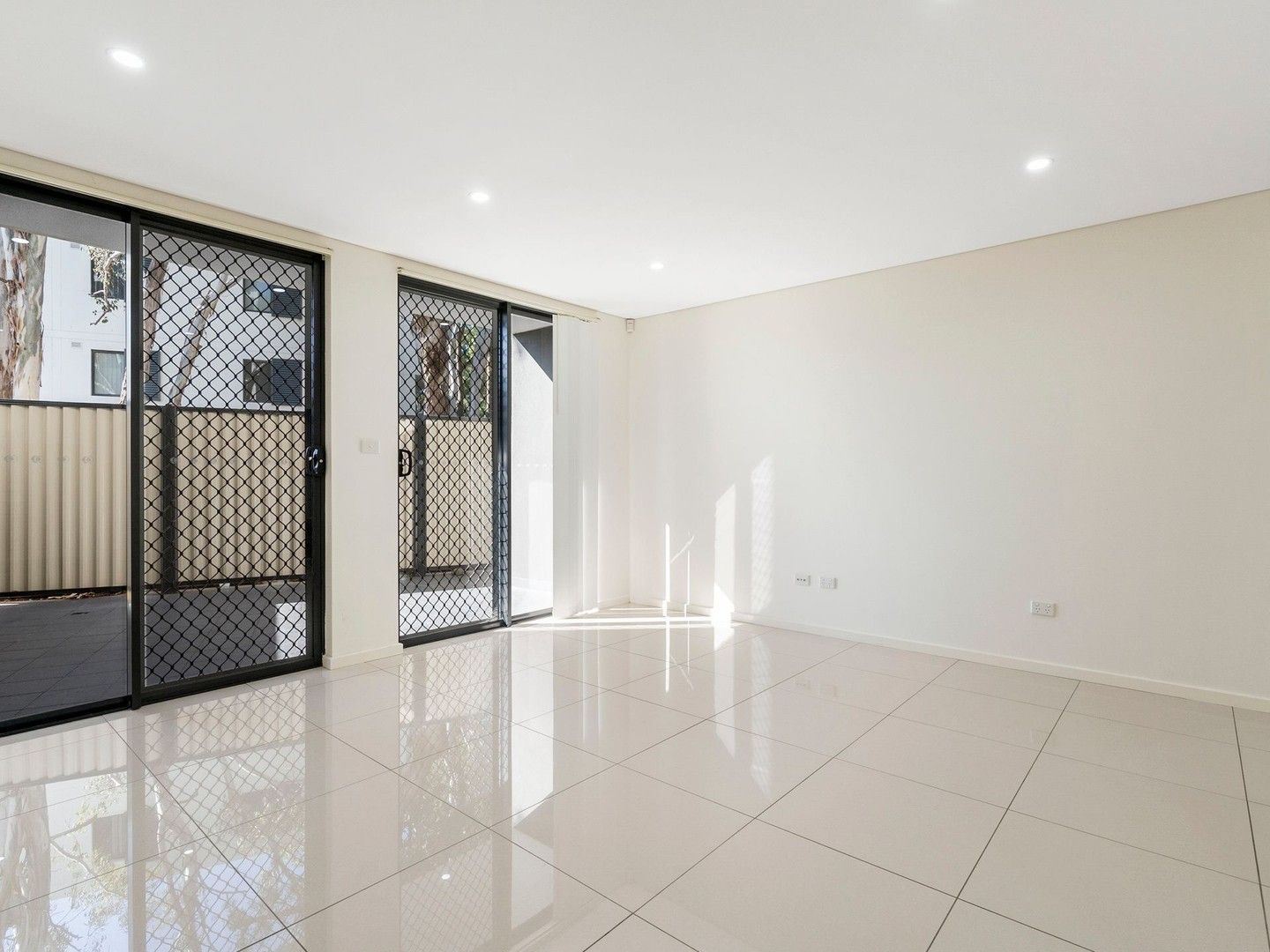 16/8-12 Linden Street, Toongabbie NSW 2146, Image 1