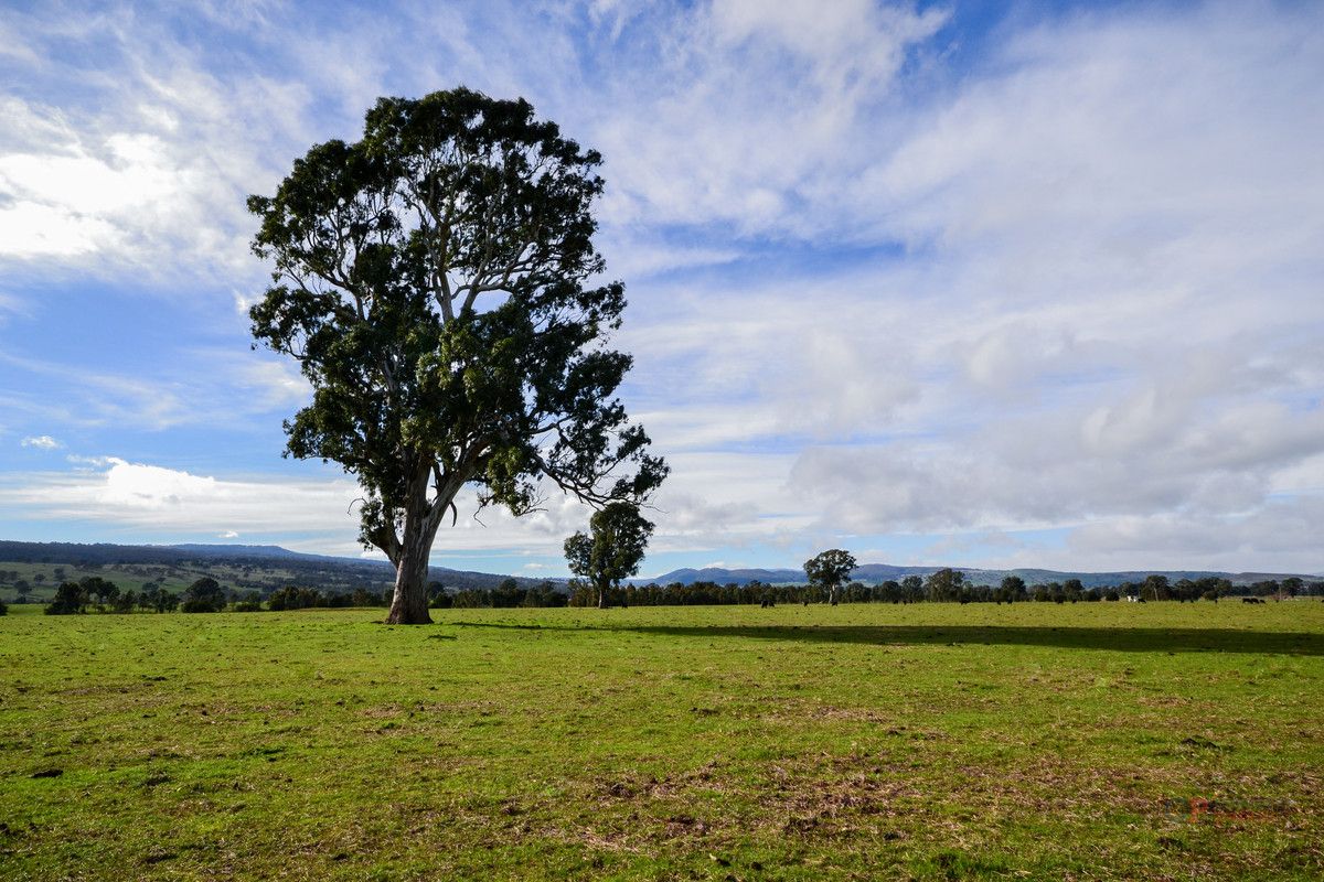 1 & 2 Long Lane, Barwite VIC 3722, Image 0