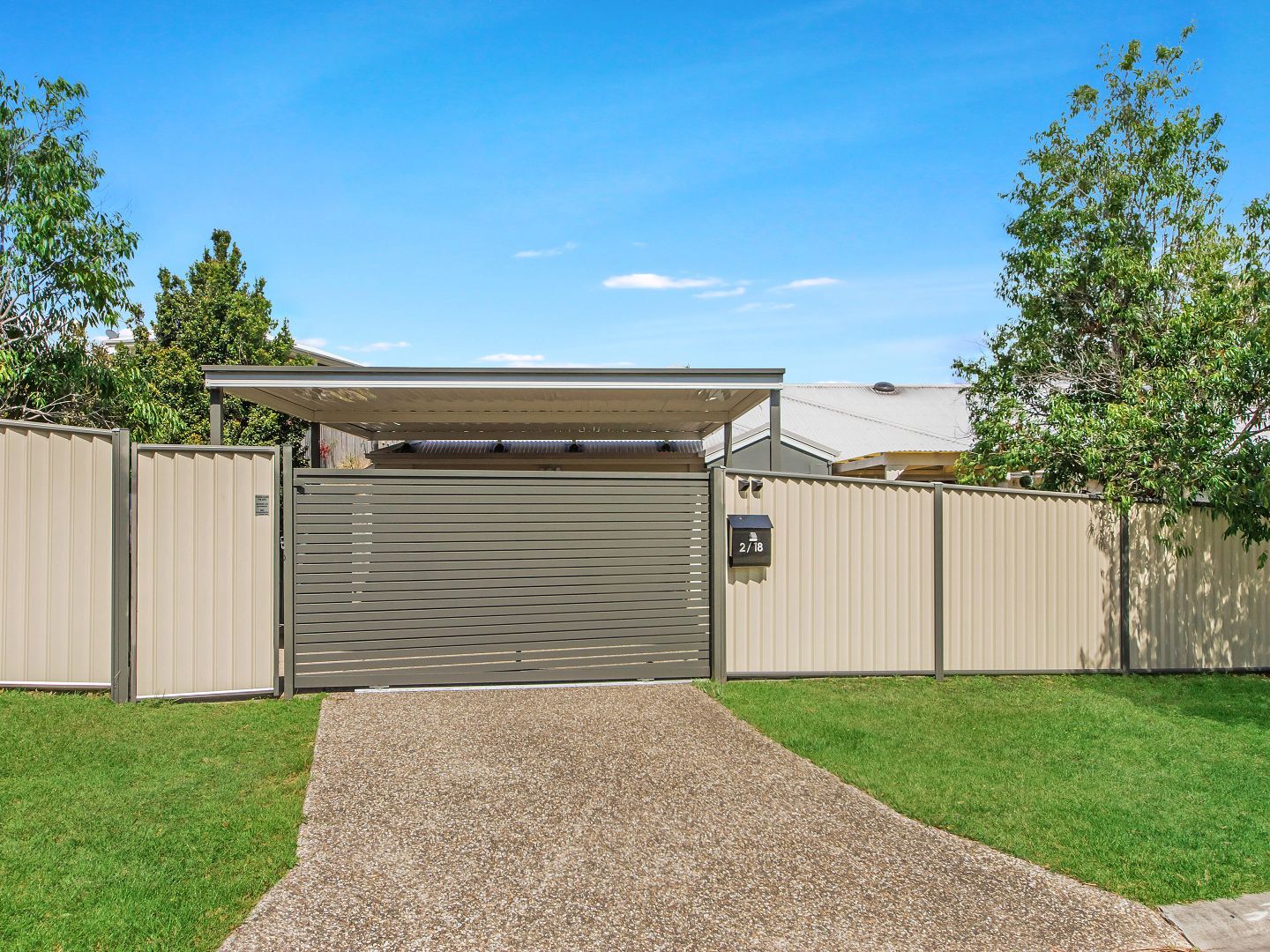 2/18 Bowley Street, Pacific Pines QLD 4211, Image 1