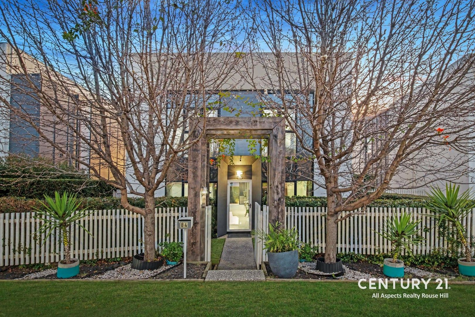 4 bedrooms House in 84 Hezlett Road NORTH KELLYVILLE NSW, 2155