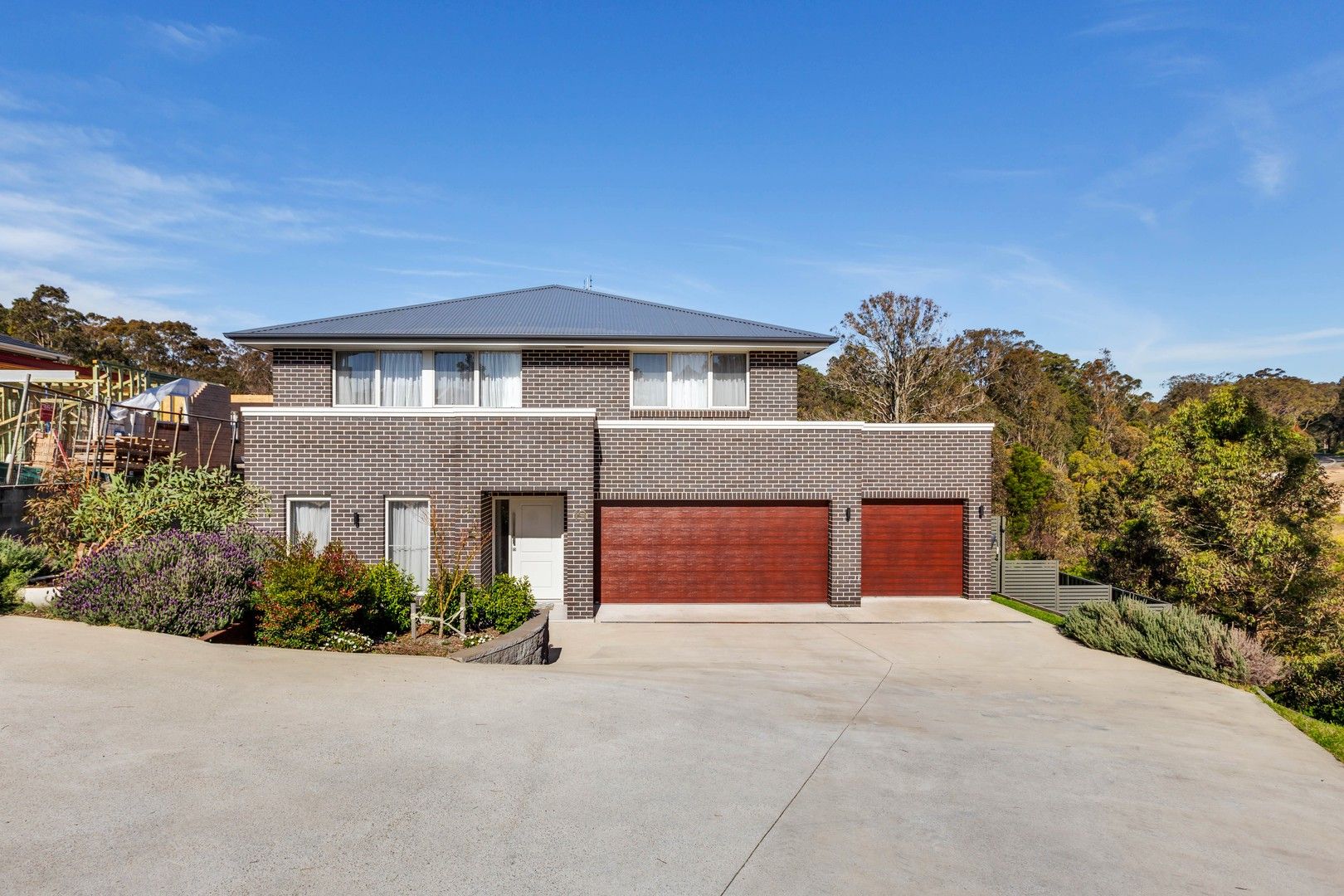 5 bedrooms House in 19 Brookfield Avenue FLETCHER NSW, 2287