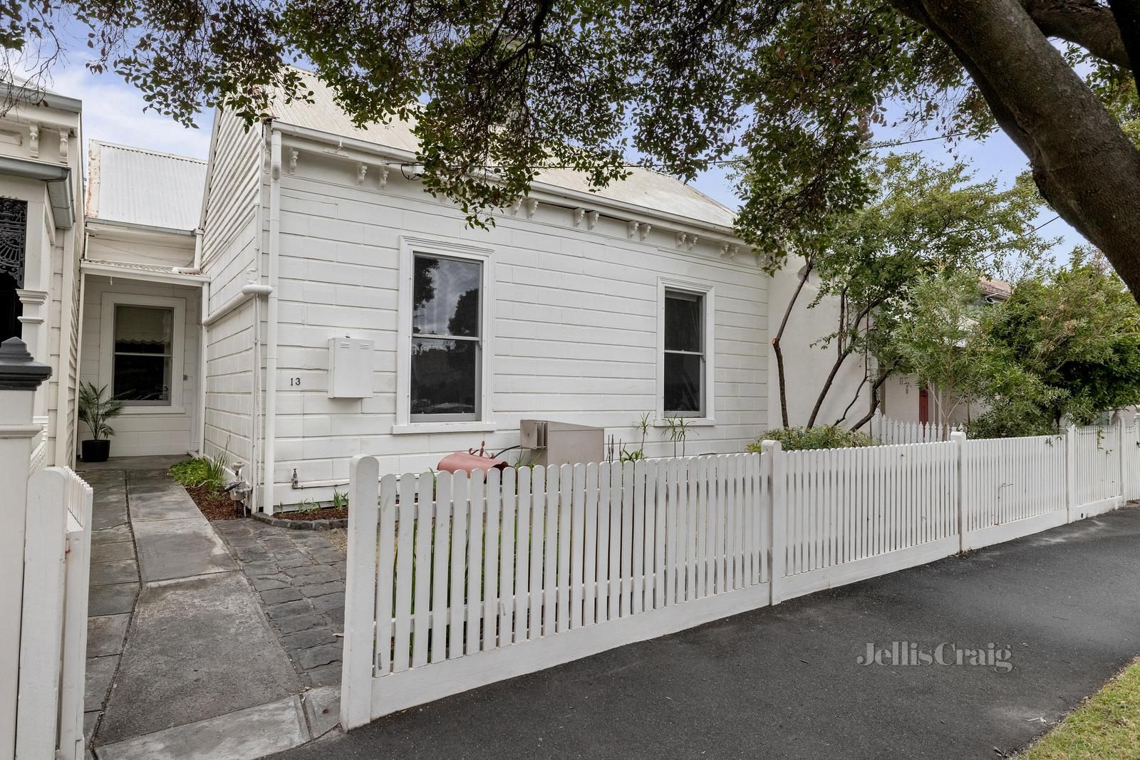 13-15 Faussett Street, Albert Park VIC 3206, Image 2