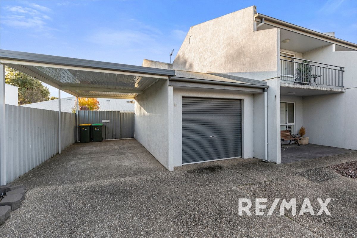 2 bedrooms Townhouse in 10/65 Crampton Street WAGGA WAGGA NSW, 2650