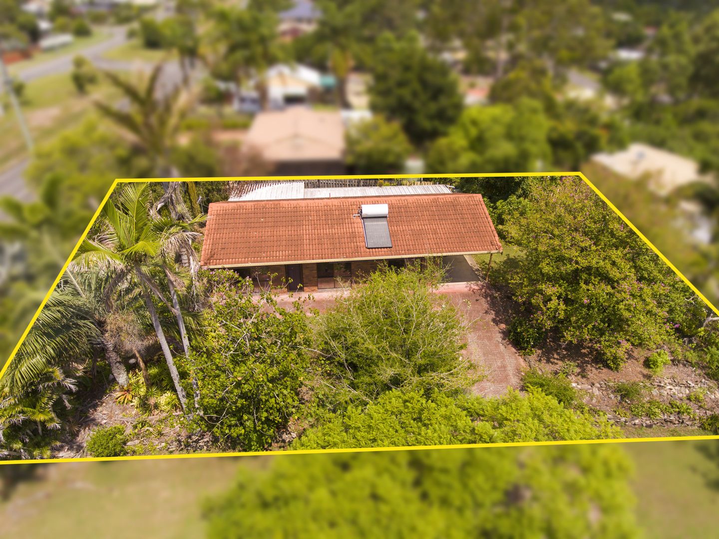 44 Harburg Drive, Beenleigh QLD 4207, Image 2