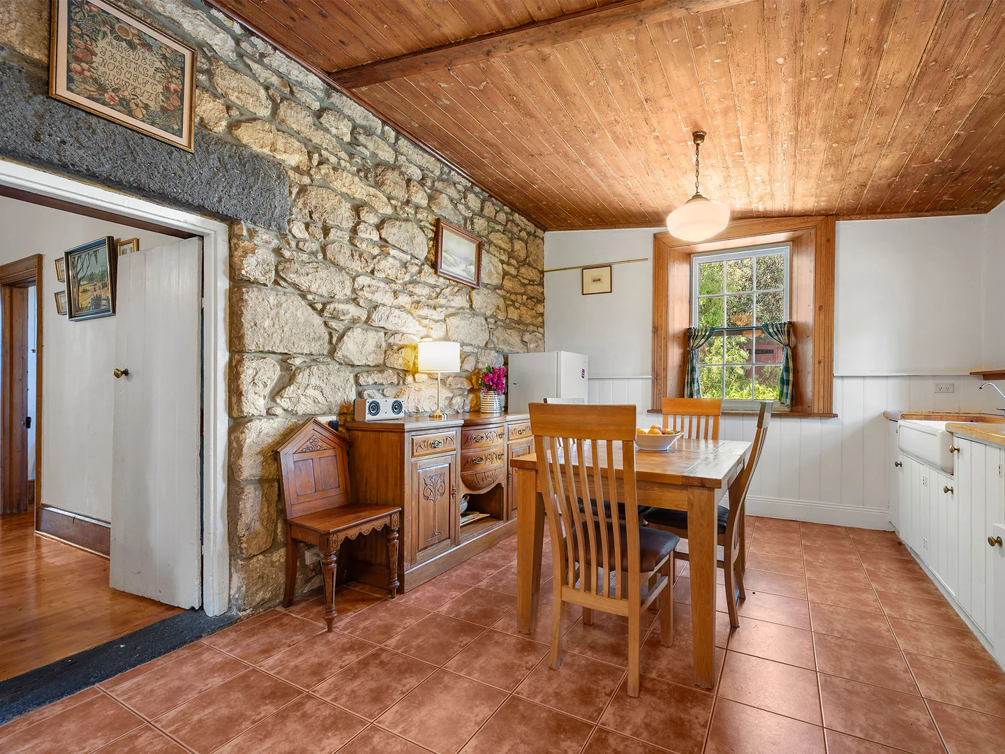 Additional image 24 of 198 Princes Highway, Port Fairy VIC 3284