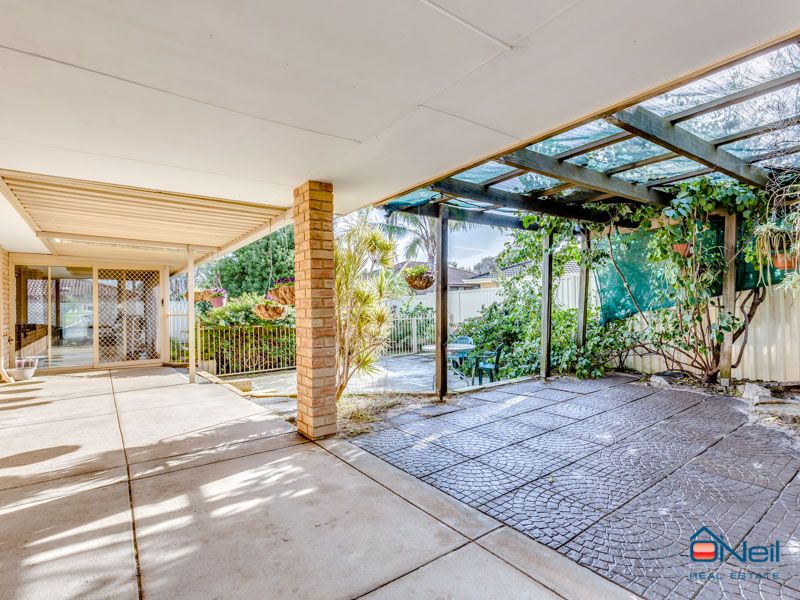 21 Eureka Place, Seville Grove WA 6112, Image 2