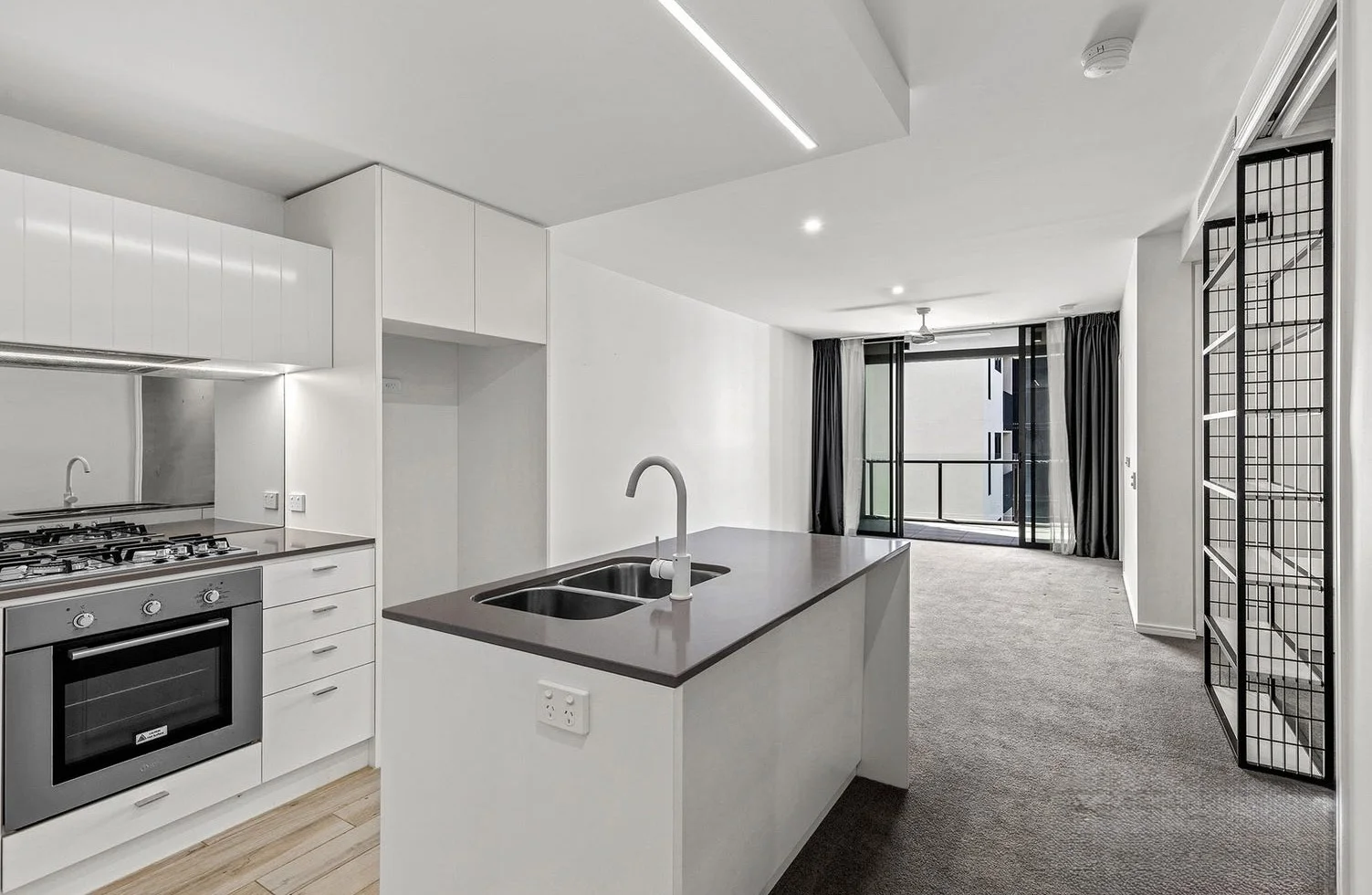 Additional image 5 of 303/18 Hubert Street, Woolloongabba QLD 4102