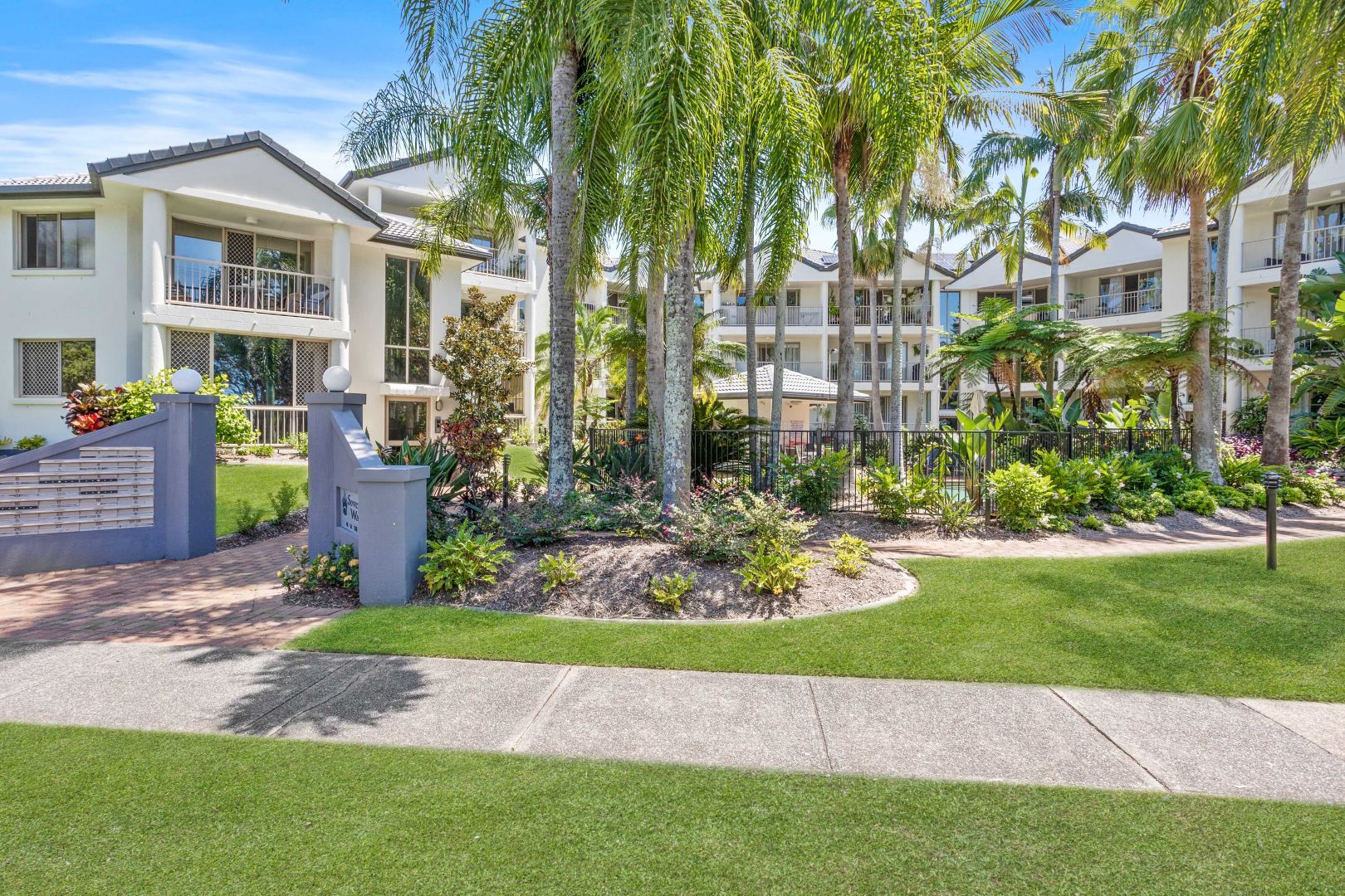 24/48 The Esplanade, Paradise Point QLD 4216, Image 1