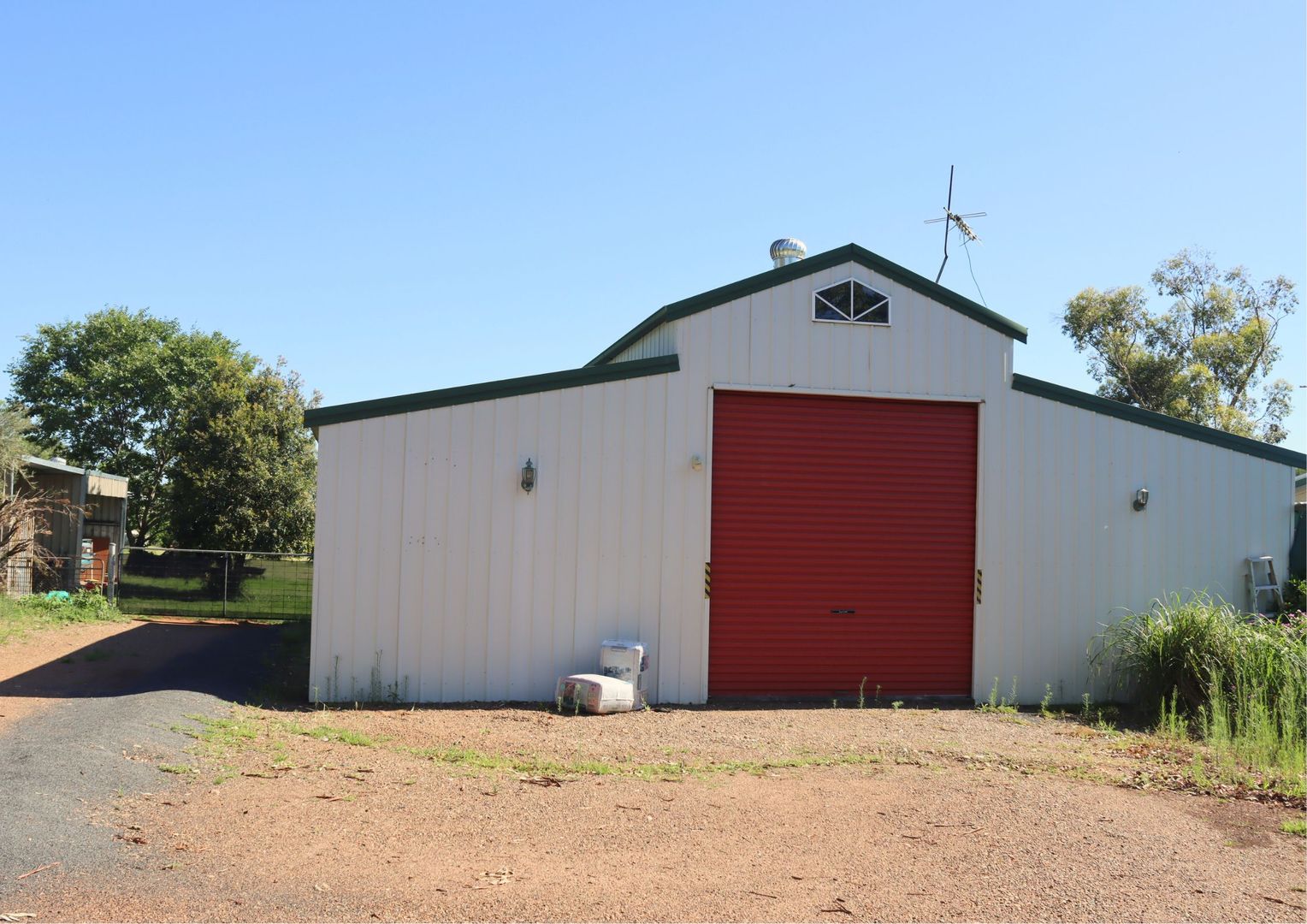 22 CARLYON AVENUE, Gunnedah NSW 2380, Image 1