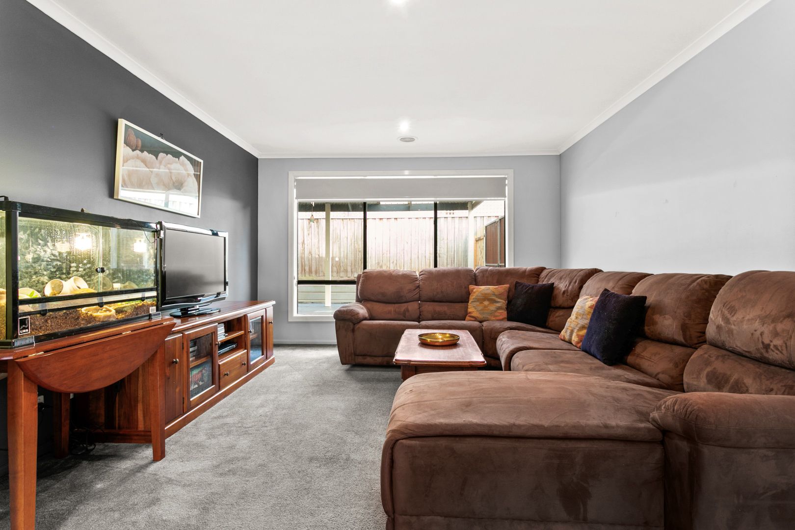 36 Pioneers Crescent, Pakenham VIC 3810, Image 2